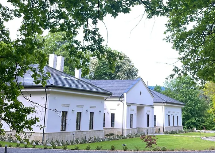 Tilia Kuria * Bózsva